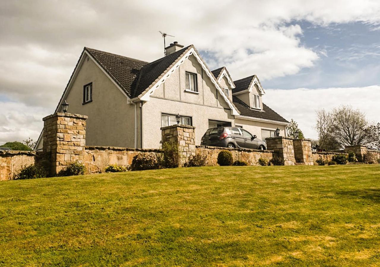 Moat Holiday Rental Lisnaskea Exterior foto