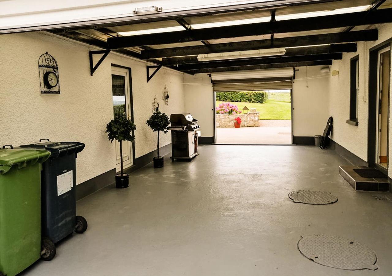Moat Holiday Rental Lisnaskea Exterior foto